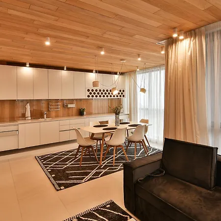 Apartmán Seaview Flat With Pool & Parking Varna