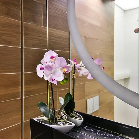 Seaview Flat With Pool & Parking Апартаменты Варна