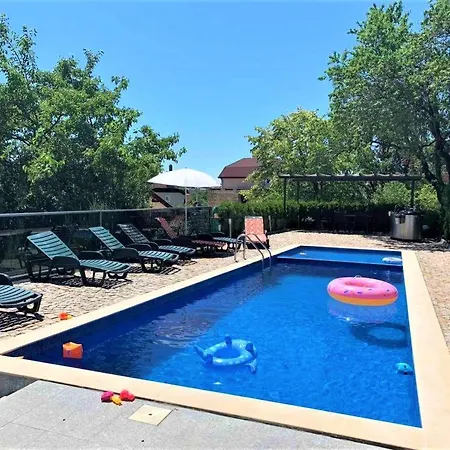 Seaview Flat With Pool & Parking Appartement Varna