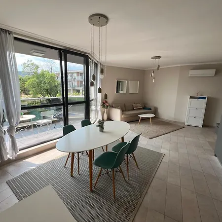 Appartement Seaview Flat With Pool & Parking Varna